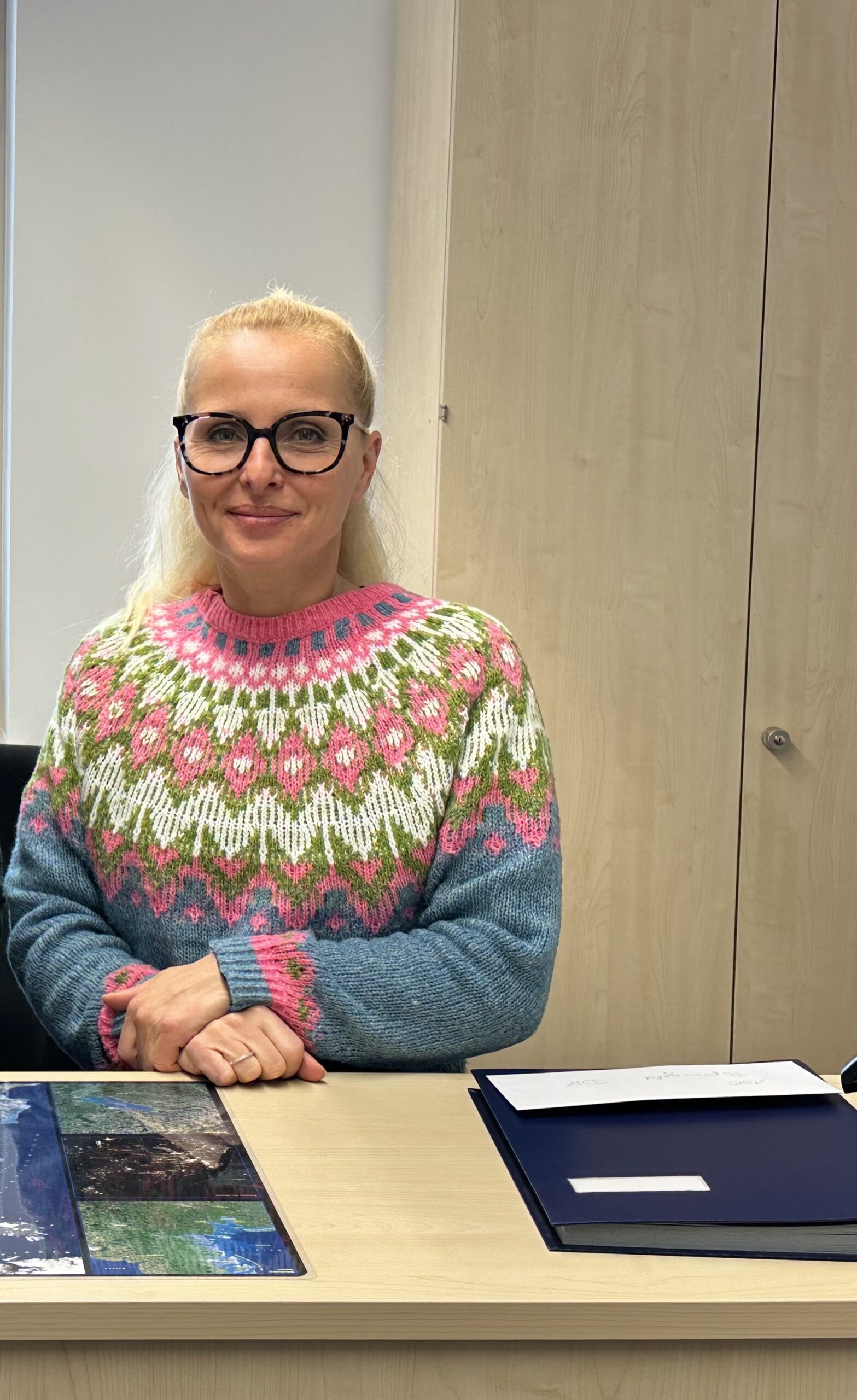 Birgit Hoppe-Schäfer im Sekretariat
